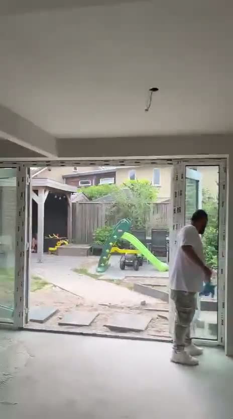Video van het opgeleverde stucwerk op wanden en plafonds in Dedemsvaart